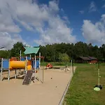 Caloroczny Sosenka 1-5 Z 2 Sypialniami, Aneksem, Lazienka I Salon Hébergement de vacances