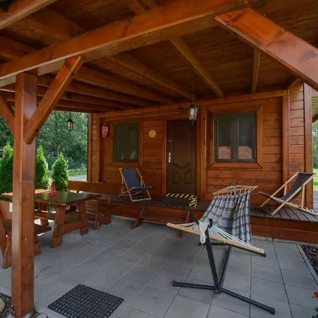 Ferienhaus Caloroczny Sosenka 1-5 Z 2 Sypialniami, Aneksem, Lazienka I Salon Milicz