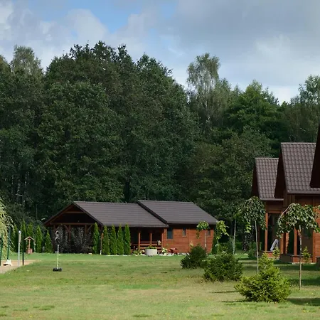 Caloroczny Sosenka 1-5 Z 2 Sypialniami, Aneksem, Lazienka I Salon *