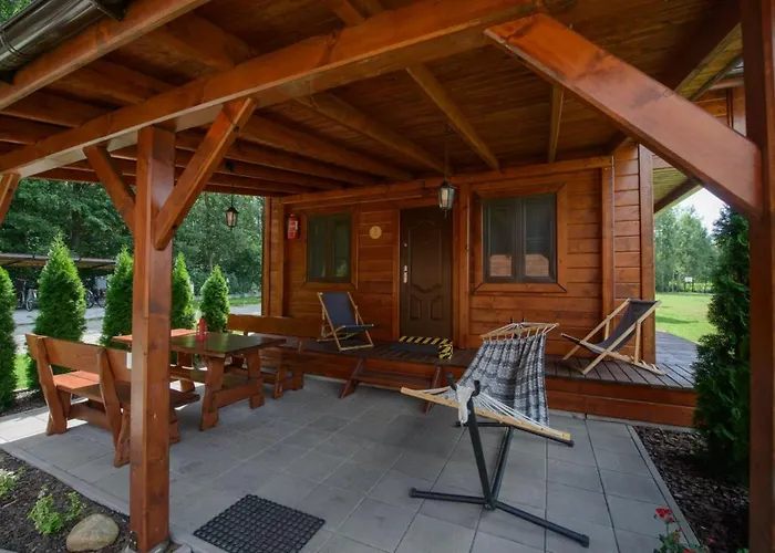 Prázdninový dům Caloroczny Sosenka 1-5 Z 2 Sypialniami, Aneksem, Lazienka I Salon Milicz