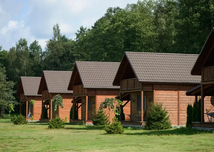 Caloroczny Sosenka 1-5 Z 2 Sypialniami, Aneksem, Lazienka I Salon