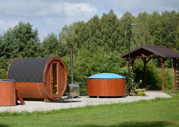 Caloroczny Sosenka 1-5 Z 2 Sypialniami, Aneksem, Lazienka I Salon Prázdninový dům Milicz