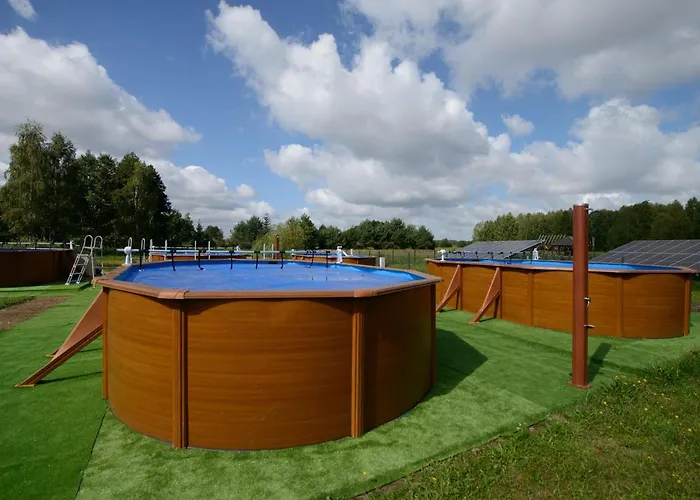 Caloroczny Sosenka 1-5 Z 2 Sypialniami, Aneksem, Lazienka I Salon